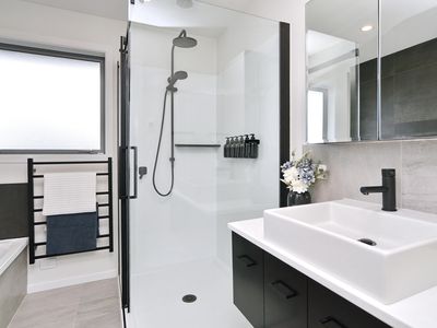 25 Dunstan Crescent, Hornby