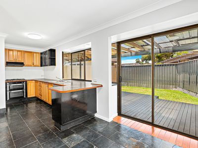 44 Echuca Crescent, Koonawarra