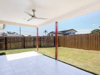 2 / 5 Jovi Court, Scarness