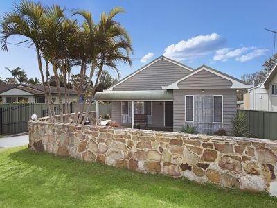 98 Parkes Street, Oak Flats