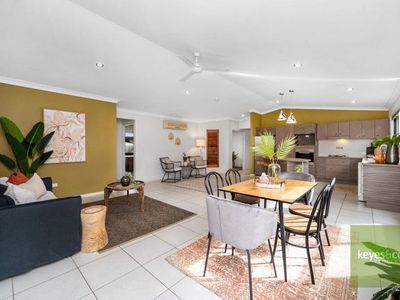 14 Chesterton Court, Kirwan