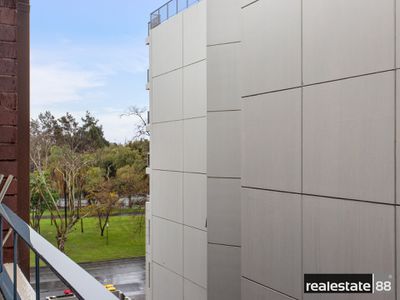 22 / 132 Mounts Bay Road, Perth