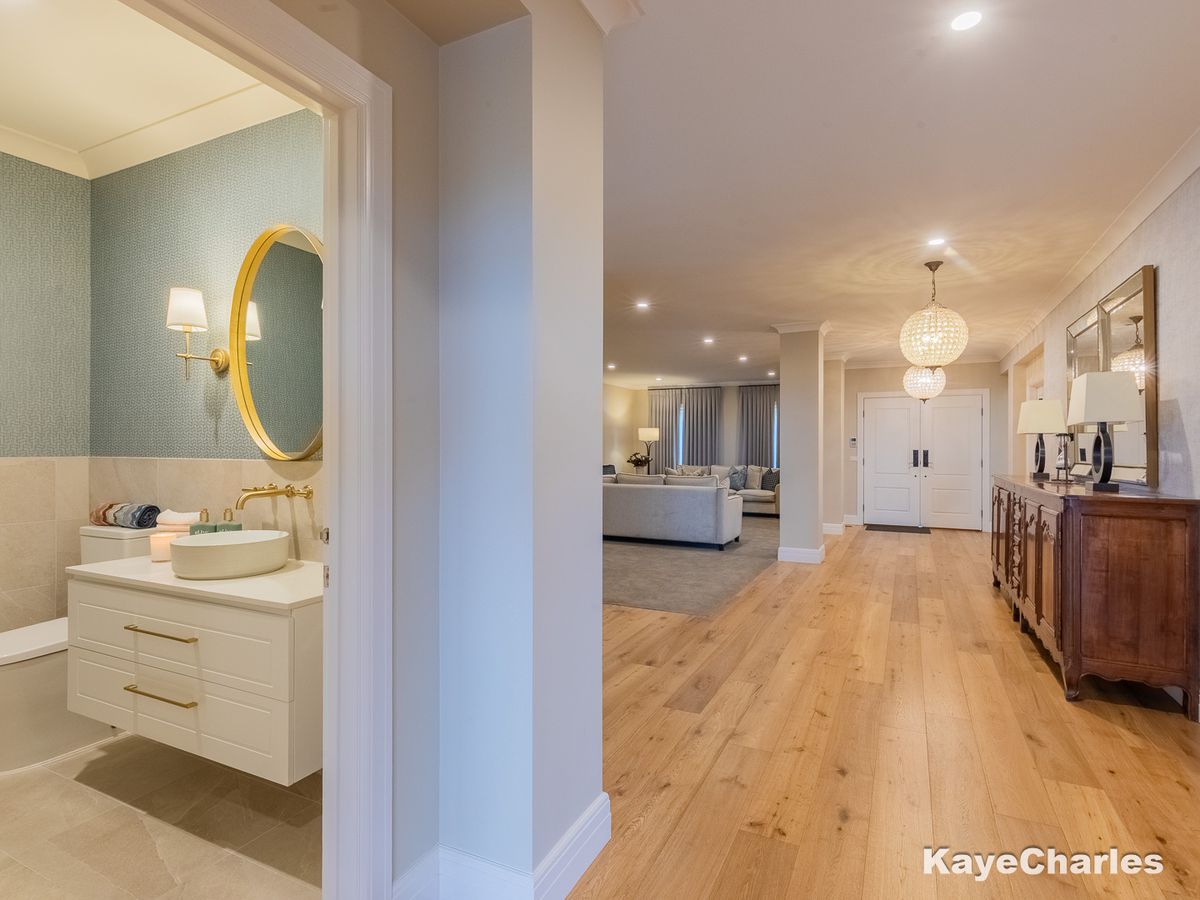 9 Royal Crescent, Beaconsfield