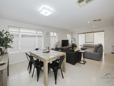 68 Leschenault Loop, Banksia Grove