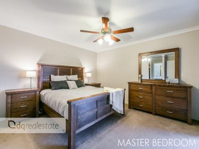 18 Liriope Parkway, Sinagra