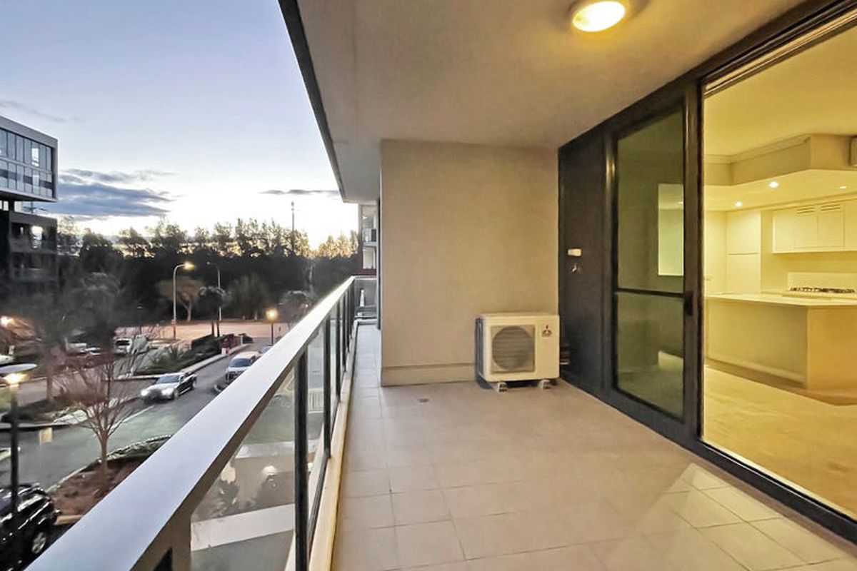 401 / 1 Footbridge Boulevard, Wentworth Point