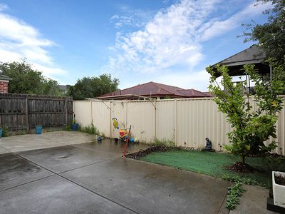 27 Retford Close, Werribee