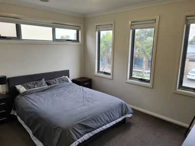 2 / 49 Hope Way, Tarneit