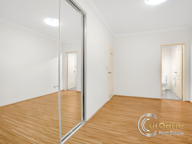 2 / 14 Courallie Avenue, Homebush West