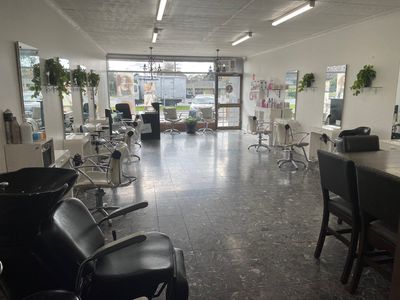 Hair Salon Business For Sale Bayswater with cheap rent