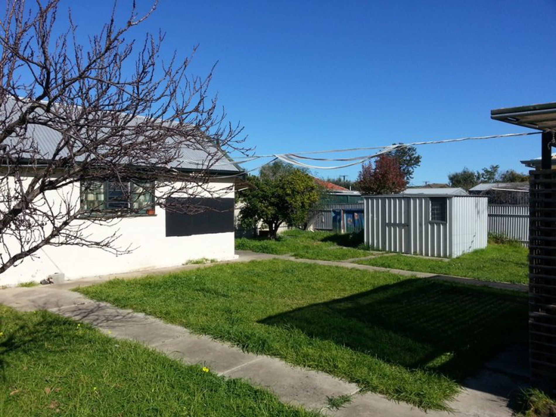 18 Press Road, Brooklyn Park