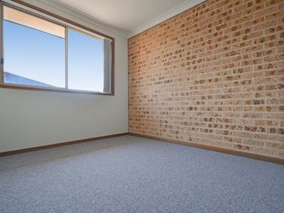 4 / 166 Broadmeadow Road, Broadmeadow