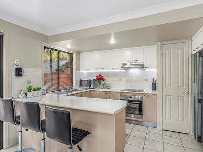 25 / 1158 Cavendish Road, Mount Gravatt East