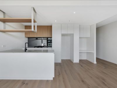 704 / 5 Olive York Way, Brunswick West