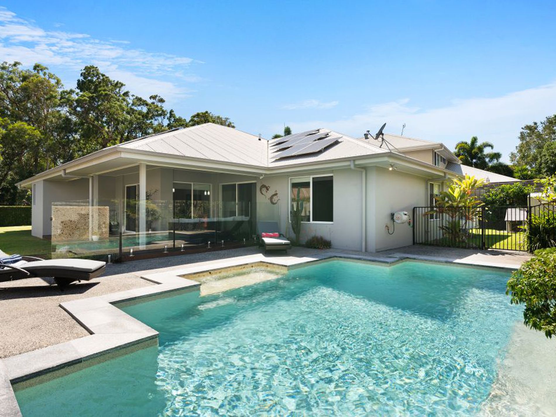 154 The Avenue, Peregian Springs