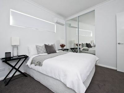 Apartment 2/3 Leeder Street, Glendalough