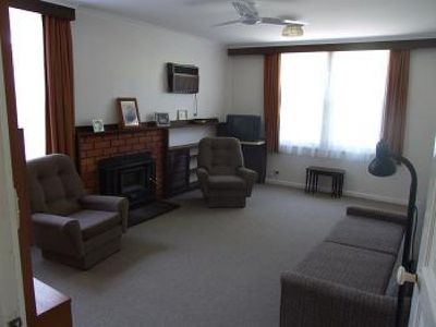 9 Fairway Avenue, Mount Beauty