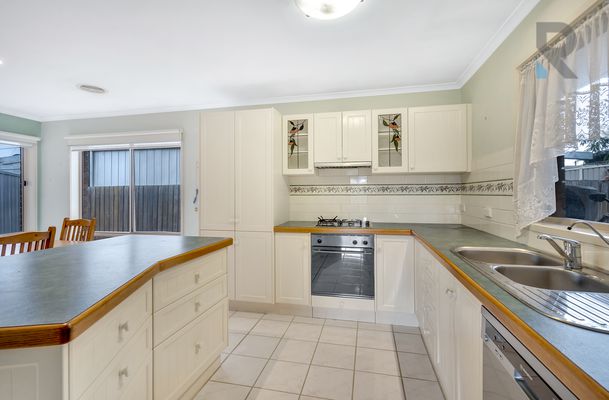 34 Woking Street, Craigieburn