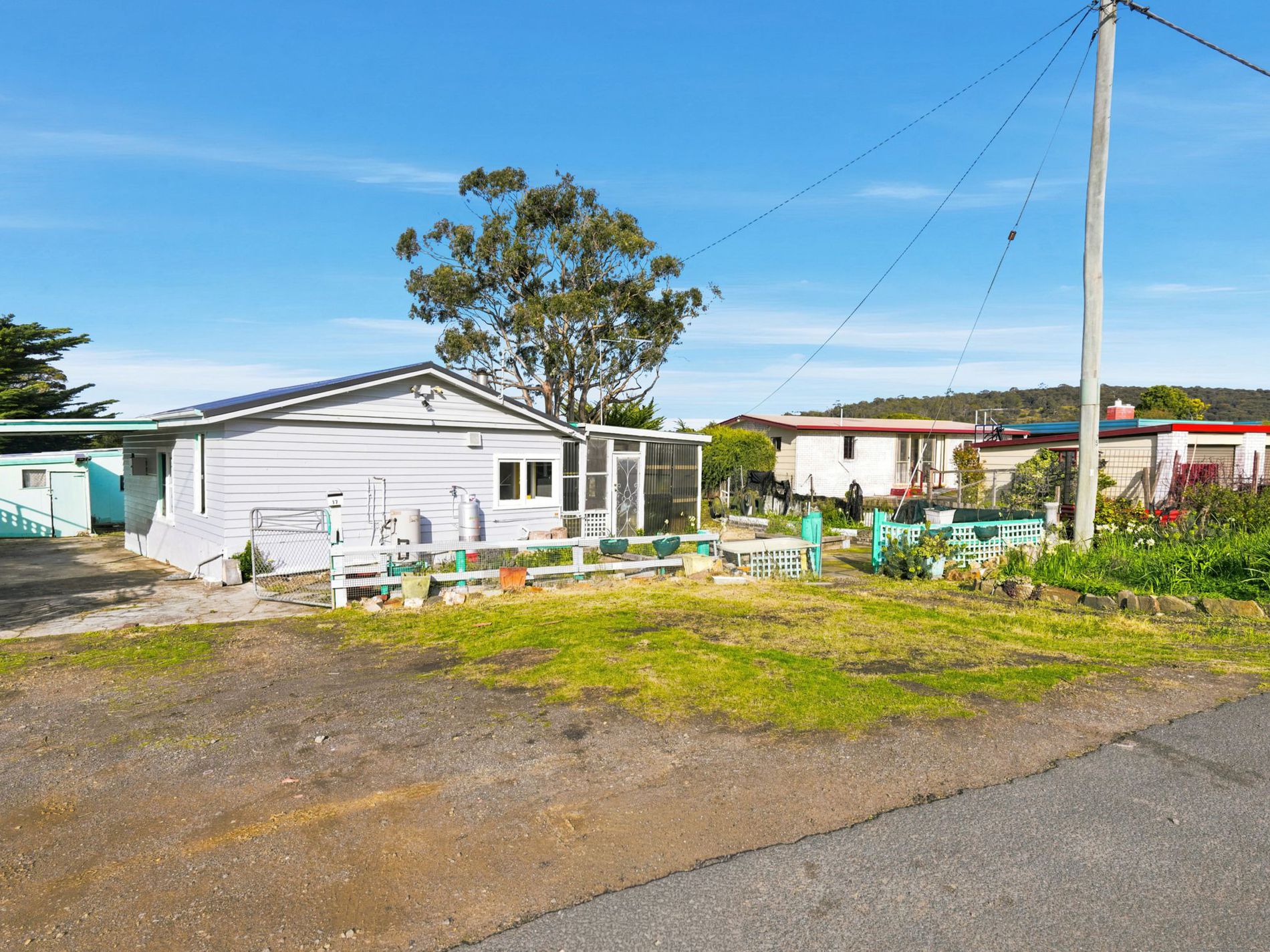 17 Erle Street, Carlton River