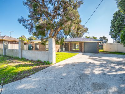 4 Fir Court, Camillo