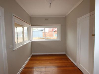 18 Douglass Street, Manifold Heights