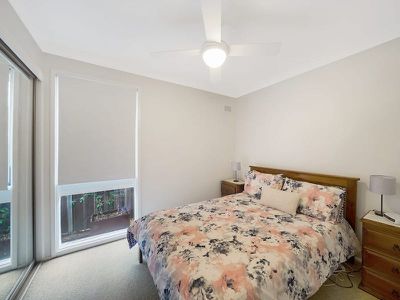 9 Dredge Avenue, Moorebank