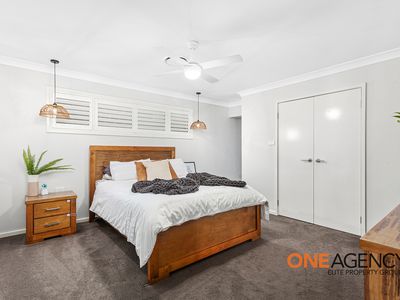 40 Honeybee Crescent, Calderwood