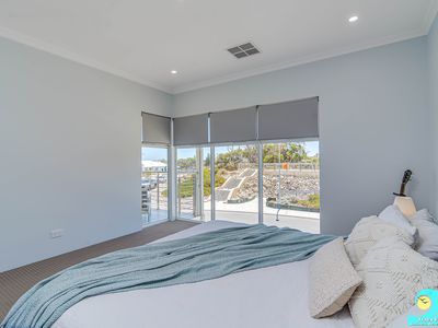 33 Summerhome Parade, Yanchep