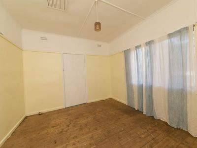 11 Tink Avenue, Dubbo