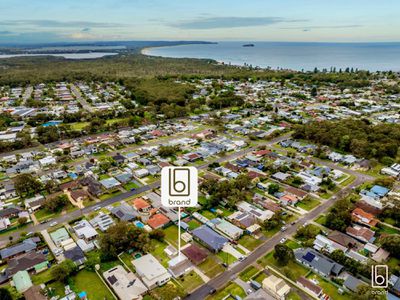 8 Canton Parade, Noraville