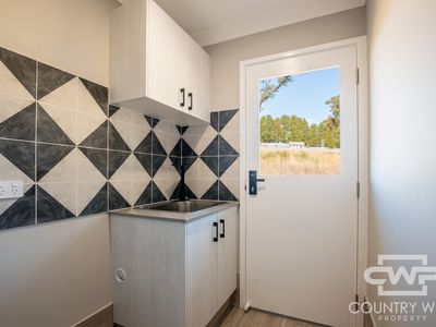 11 Martin Drive , Guyra