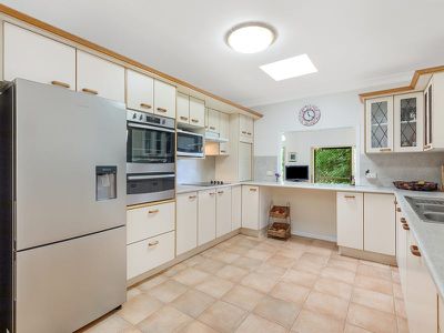 2 Mill Hill Rd, Montville