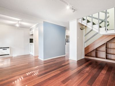 5 / 5 Mooloola Way, West Lakes Shore