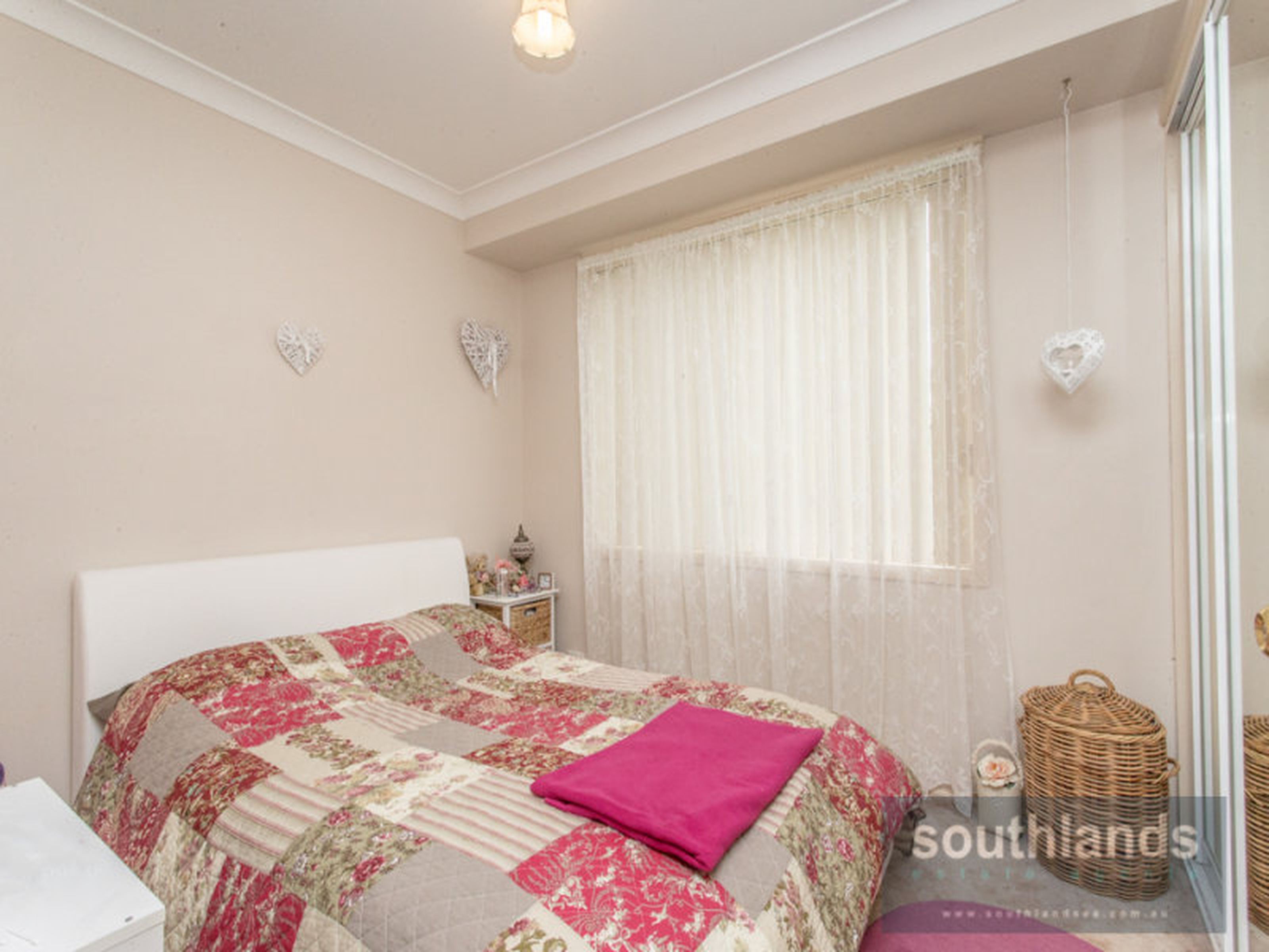 8 Sorenson Cres, GLENMORE PARK