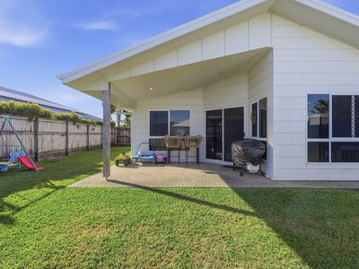 35 Sonoran Street, Rural View