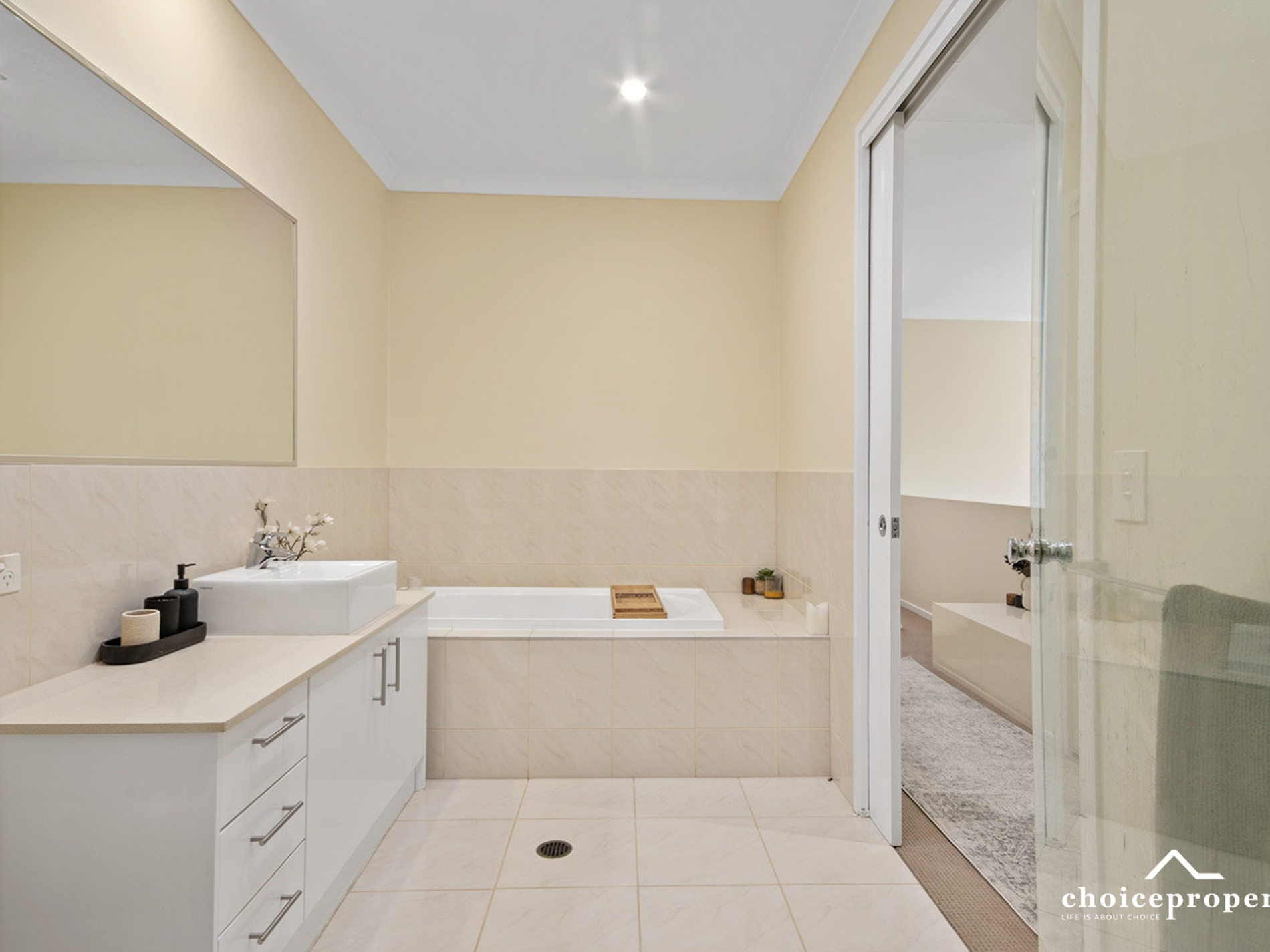 8 / 66 The Avenue, Peregian Springs