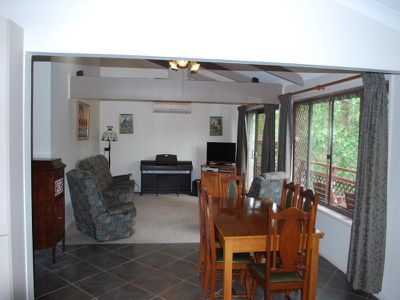 39 Ashley Avenue, Farmborough Heights