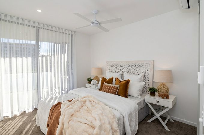 212 / 11 Waterside Retreat, Birtinya