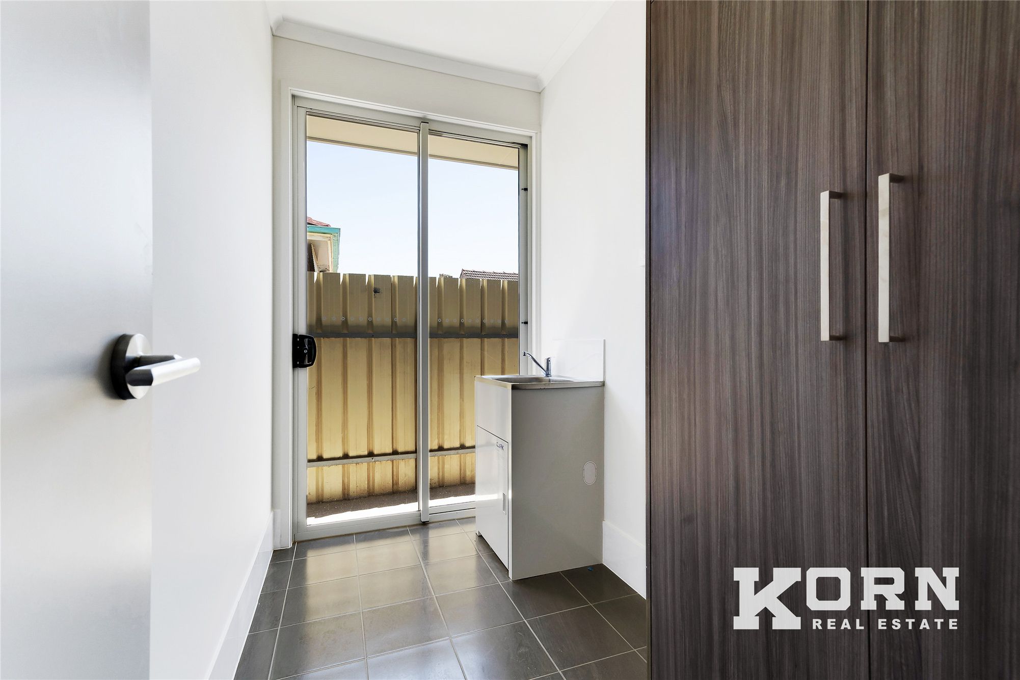 38 Danvers Grove, Woodville Gardens