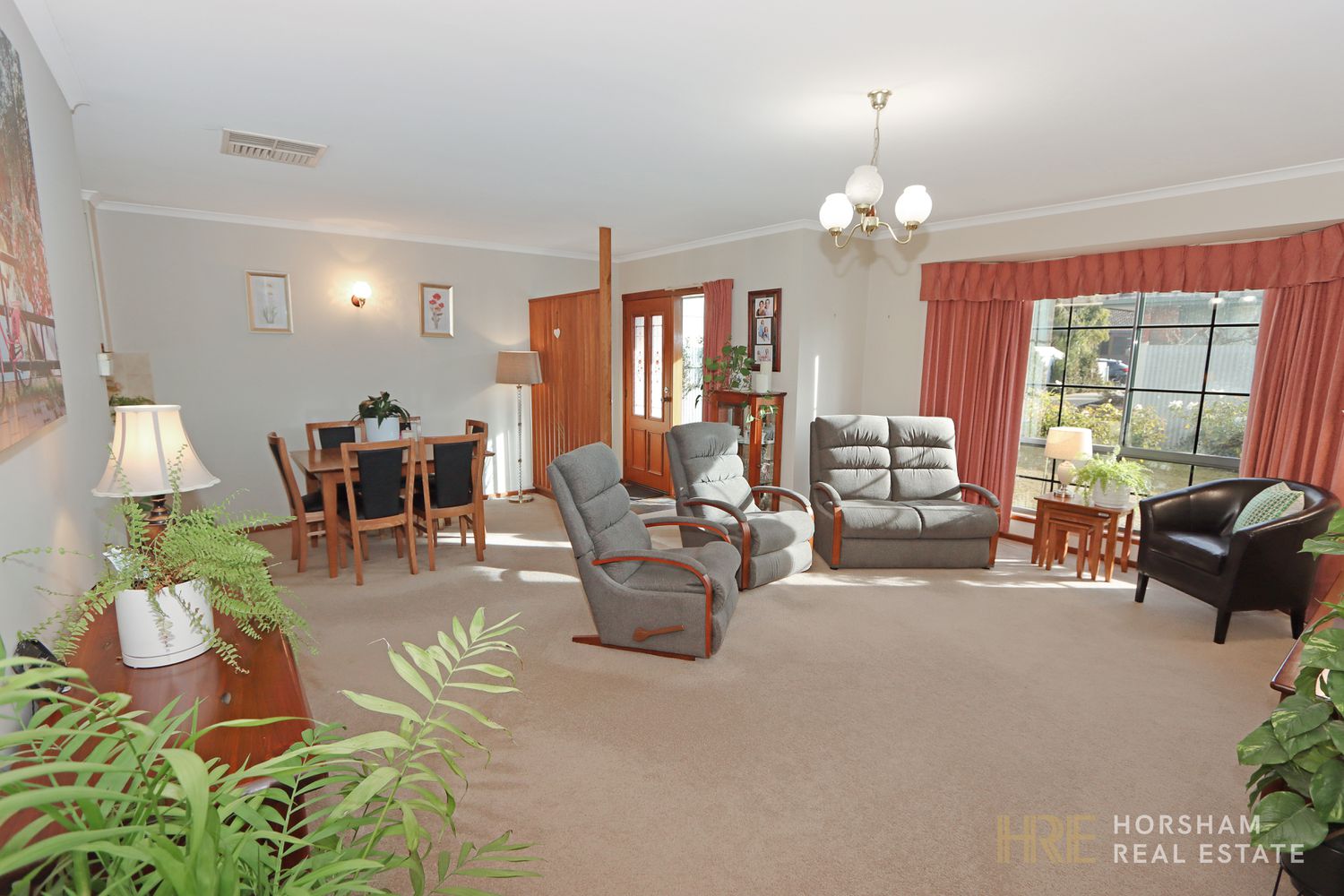 2 / 5 Penny Avenue, Horsham