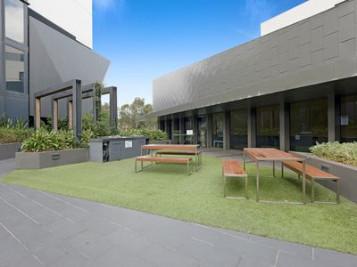 215 / 67 Galada Avenue, Parkville