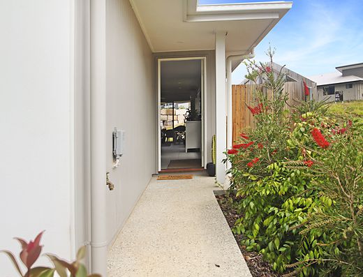 Great location - elevated home image 11