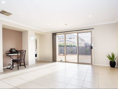 12 Kingbird Avenue, Tarneit