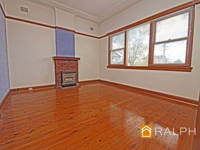 9 McCallum Street, Roselands