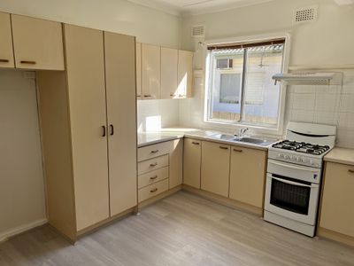 31 Dan Avenue, Blacktown