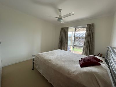 10 Golden Court, Kawungan
