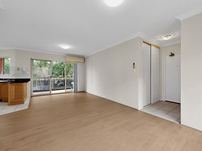 4 / 10 Caroline Street, Westmead