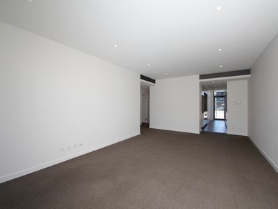 3705 / 21 Scotsman Street, Forest Lodge