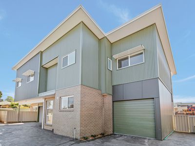 3 / 72 Kingston Street, Oak Flats