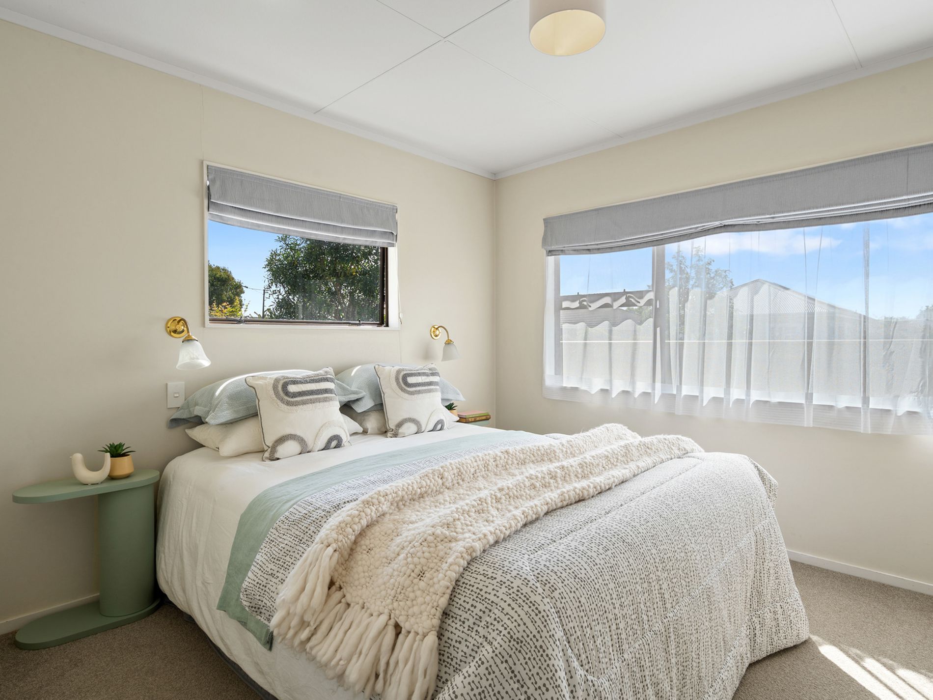 2 Brydon Way, The Wood